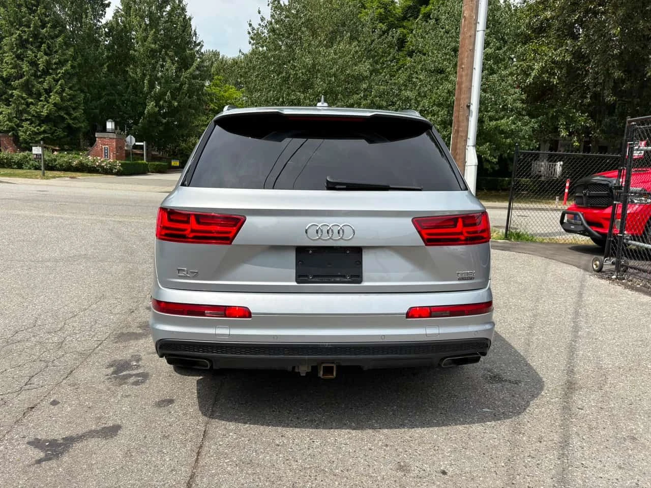 Audi Q7  3.0T Technik / 360 / DIS / HUD /BOSE / CARFAX , снимка 4 - Автомобили и джипове - 55677605
