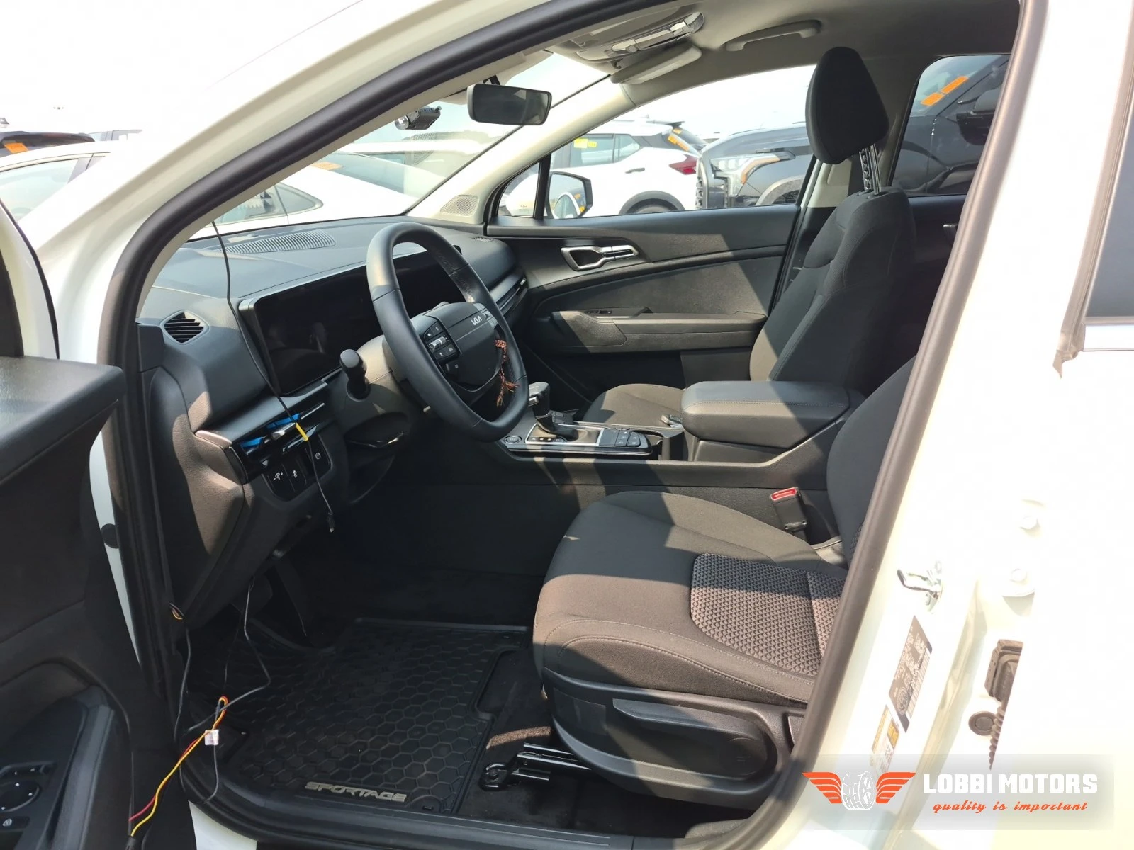 Kia Sportage, снимка 5 - Автомобили и джипове - 56018380