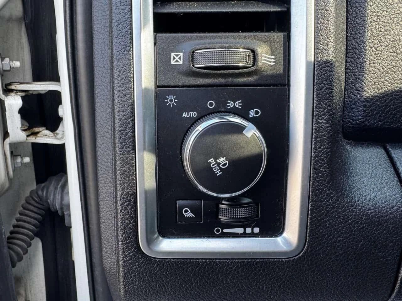 Dodge RAM 1500 * 4X4 Crew Cab Limited * CARFAX *  | Mobile.bg � ����������� 7