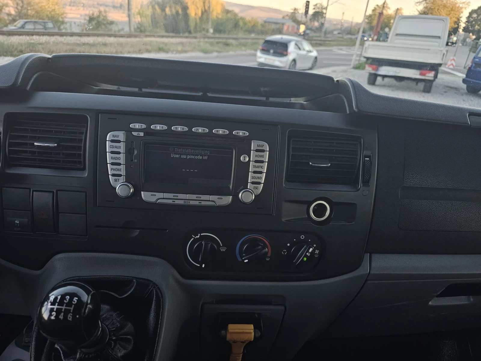 Ford Transit 3.2CDTi/САМОСВАЛ/КЛИМА, снимка 12 - Бусове и автобуси - 56637824