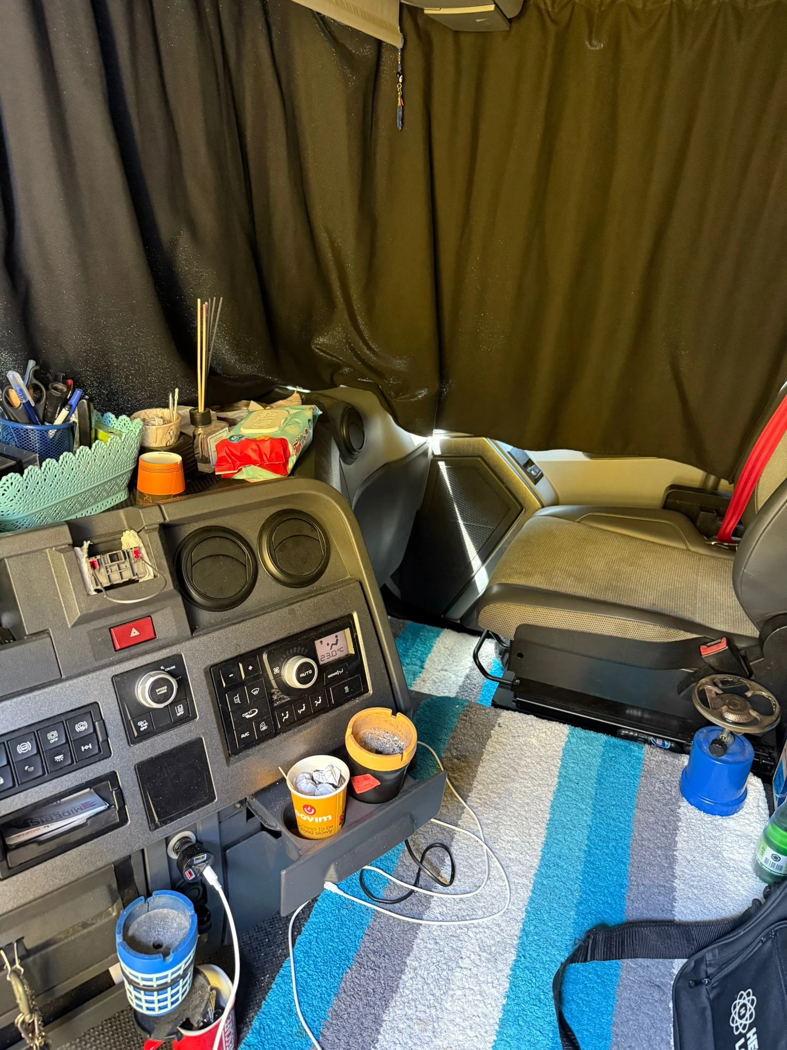 Renault T  - изображение 5