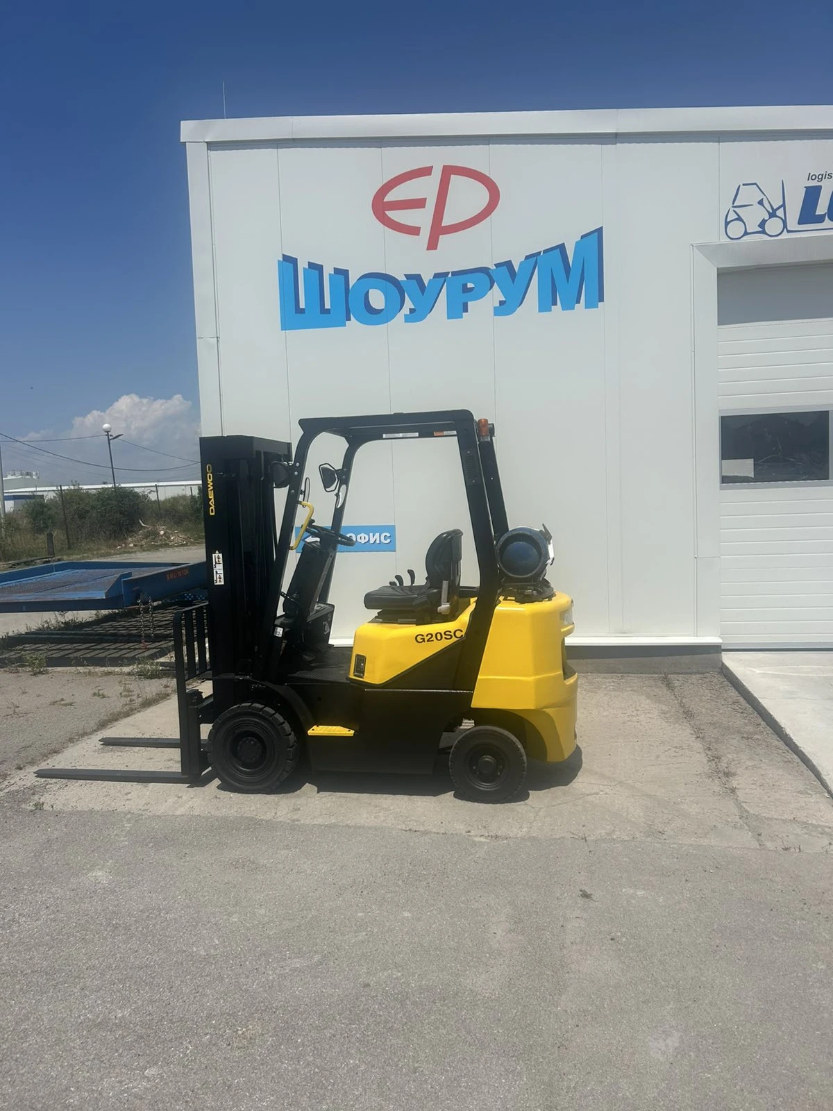 ������� DOOSAN Mitsubishi  | Mobile.bg � ����������� 12