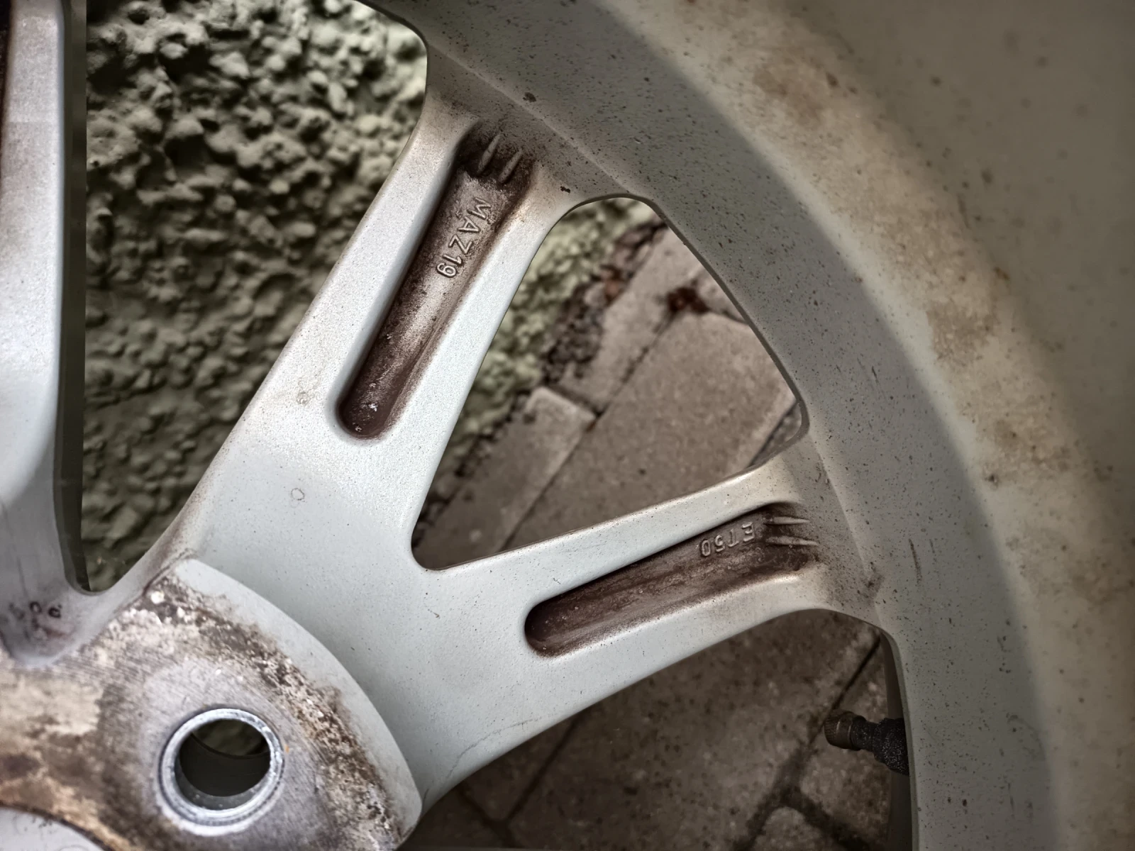 ���� � ������ 225/55R17 �� Mazda 6 | Mobile.bg � ����������� 8