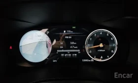 Genesis G70 AWD (4х4), снимка 8