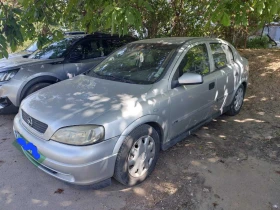 Opel Astra 1, 8 газ/бензин КАПАРИРАНА, снимка 8