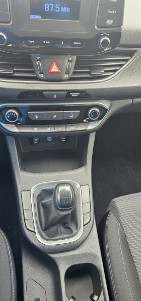 Hyundai I30 1.5 GDI-110hp - 24500 лв. - 72972457 | Car24.bg