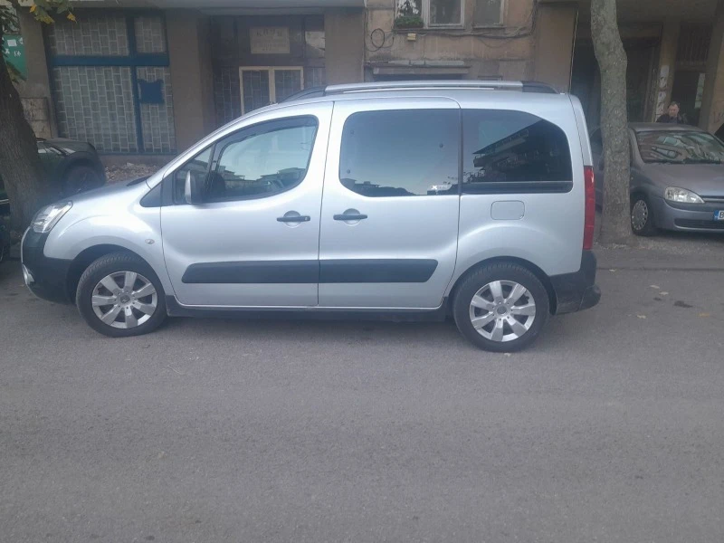 Citroen Berlingo 1.6 HDI , снимка 7 - Автомобили и джипове - 46793470