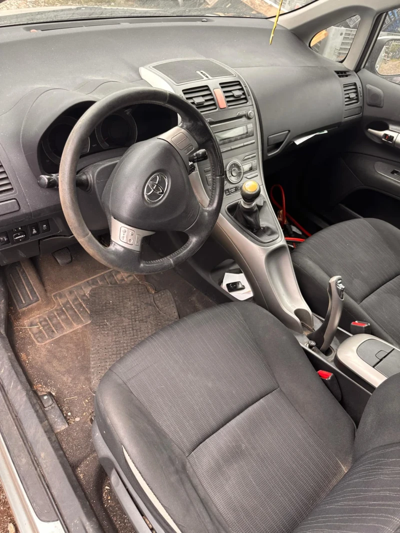 Toyota Auris 2.0 d4d, снимка 5 - Автомобили и джипове - 48129913