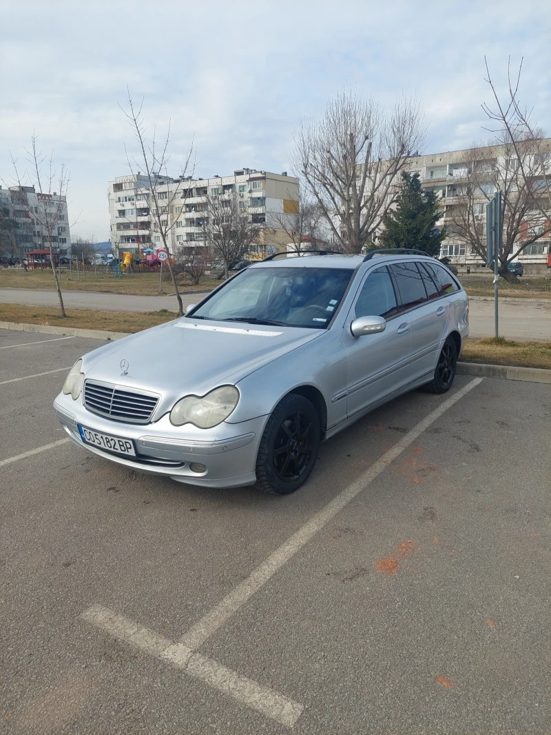 Mercedes-Benz C 240  ГАЗ/БЕНЗИН, снимка 1 - Автомобили и джипове - 48834619