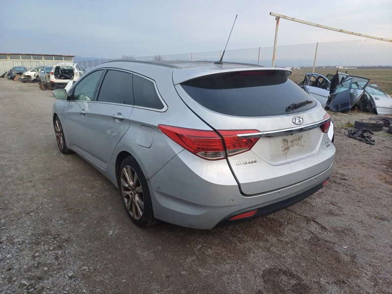 Hyundai I40 1.7crdi-на части автомат панорама, снимка 3 - Автомобили и джипове - 48934243