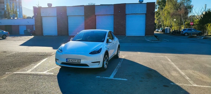 Tesla Model Y Long Range, снимка 3 - Автомобили и джипове - 49244849