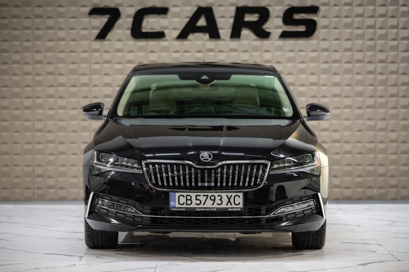 Skoda Superb 2.0 TSI 4&#215;4 * Панорама * 360, снимка 2 - Автомобили и джипове - 49431851