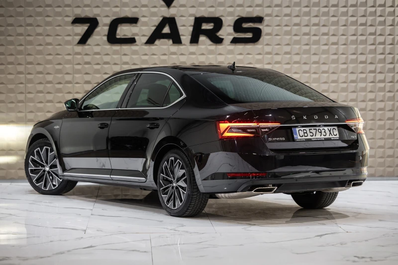 Skoda Superb 2.0 TSI 4&#215;4 * Панорама * 360, снимка 4 - Автомобили и джипове - 49431851