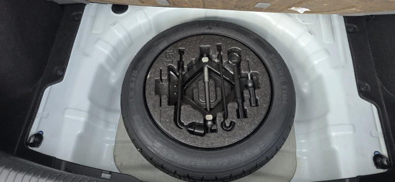 Hyundai I30 1.5 GDI-110hp, снимка 6 - Автомобили и джипове - 50218000