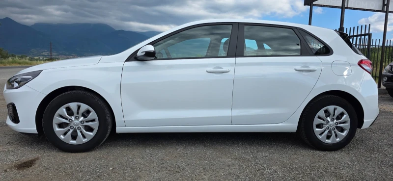 Hyundai I30 1.5 GDI-110hp, снимка 2 - Автомобили и джипове - 50218000