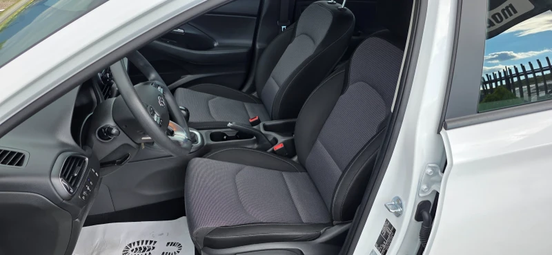 Hyundai I30 1.5 GDI-110hp, снимка 8 - Автомобили и джипове - 50218000