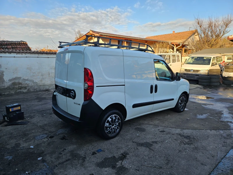 Opel Combo 1.3CDTI КЛИМА, снимка 7 - Автомобили и джипове - 52752893