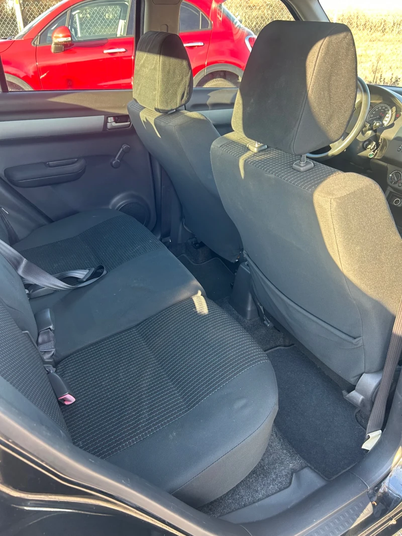 Suzuki Swift, снимка 8 - Автомобили и джипове - 52835302
