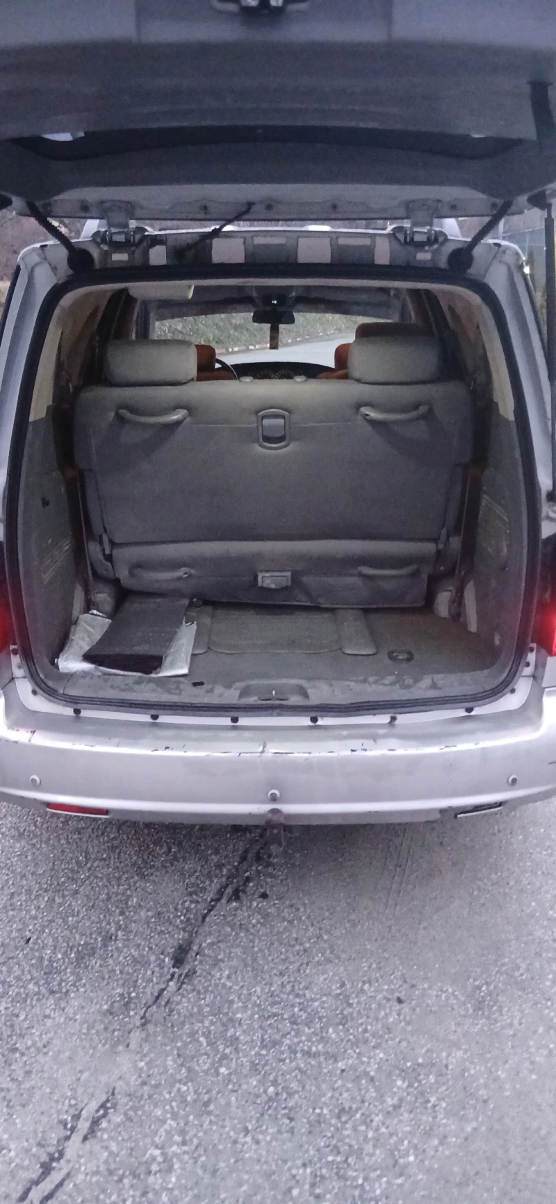 SsangYong Rodius 2.7XDI, снимка 5 - Автомобили и джипове - 53296716