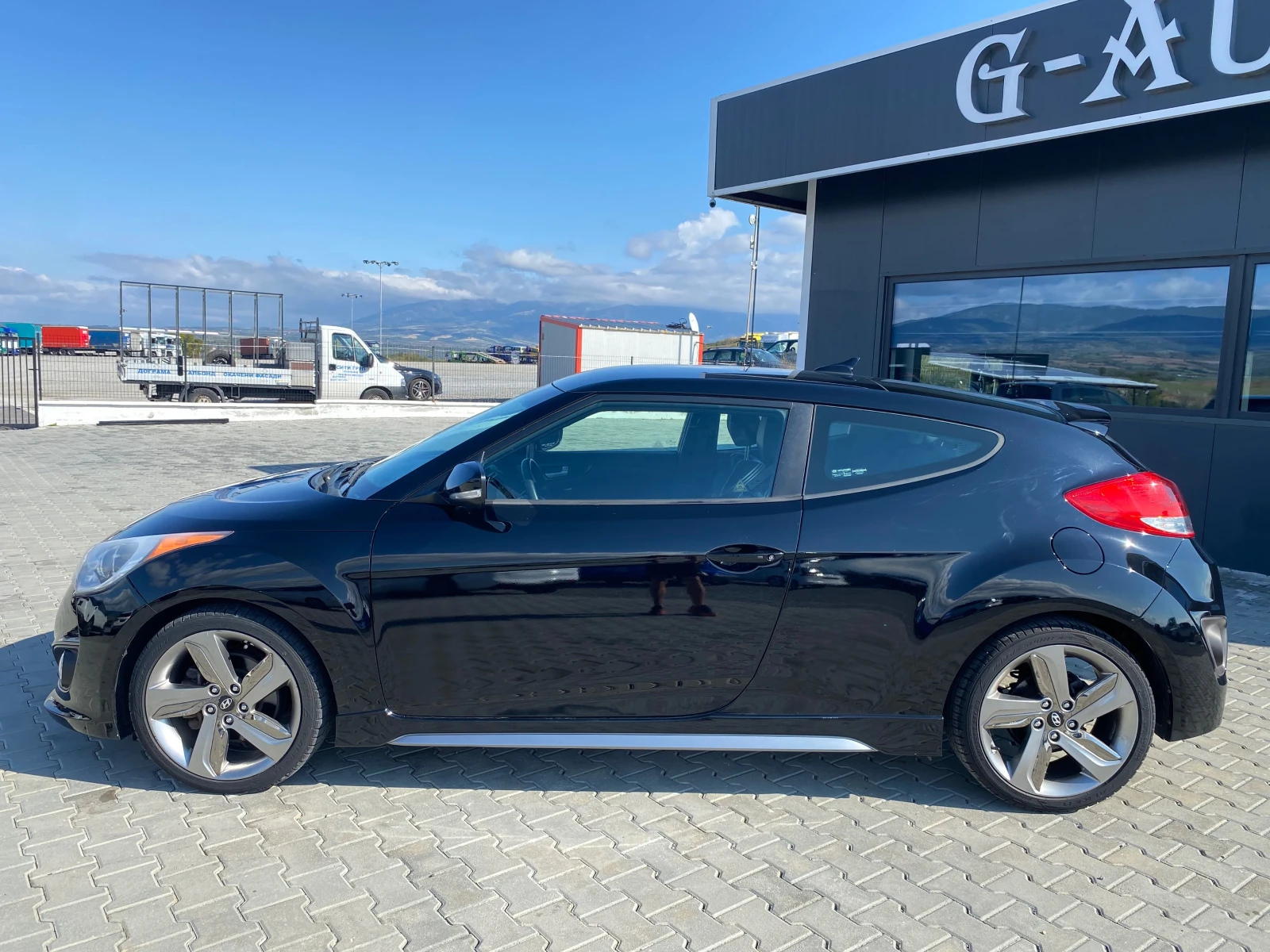 Hyundai Veloster  1.6turbo - изображение 9