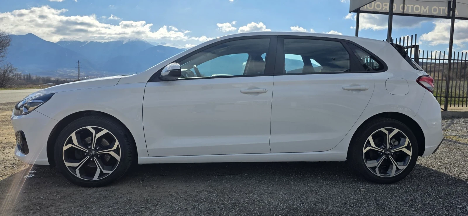 Hyundai I30 1.5 GDI-110hp, снимка 3 - Автомобили и джипове - 50218000