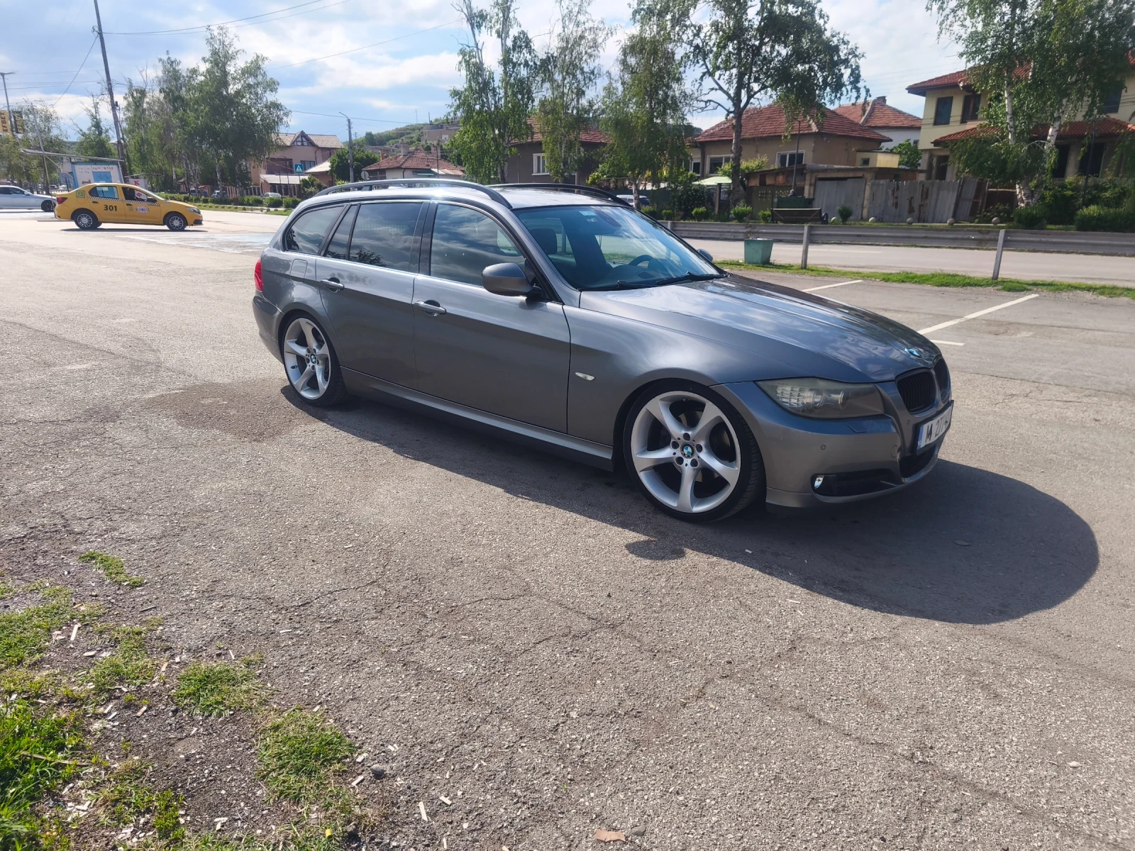 BMW 325 LCI - изображение 8