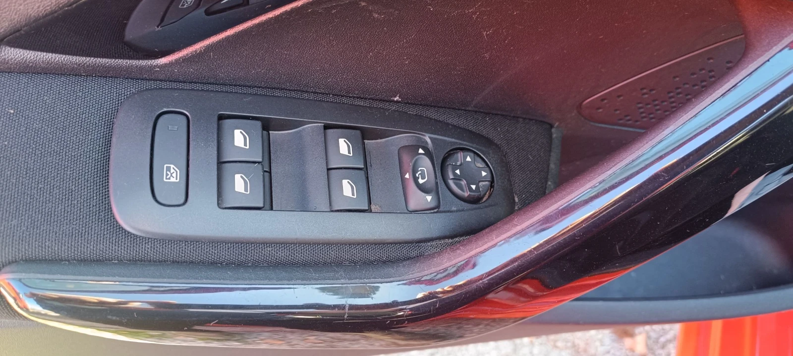 Peugeot 208 1.6HDI -100 k.c. EURO6 | Mobile.bg   15