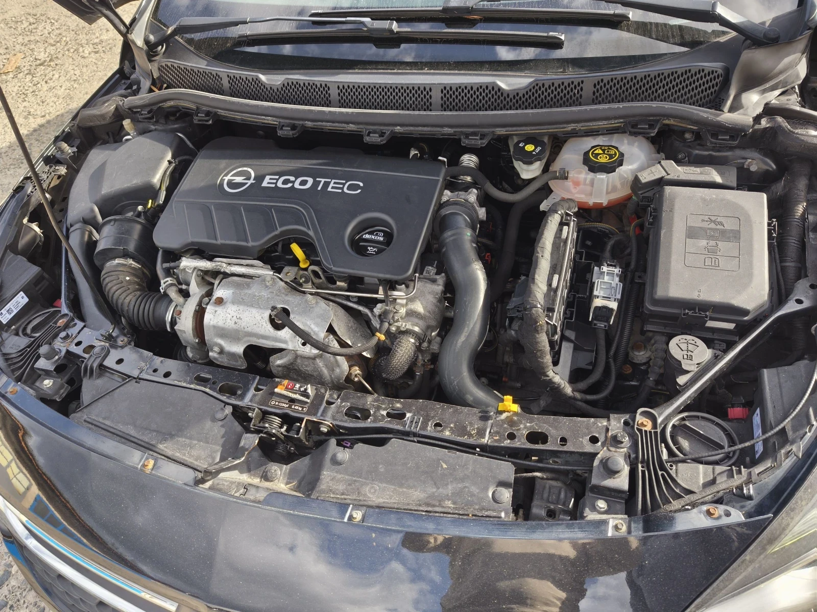 Opel Astra 1.6 CDTI - изображение 8