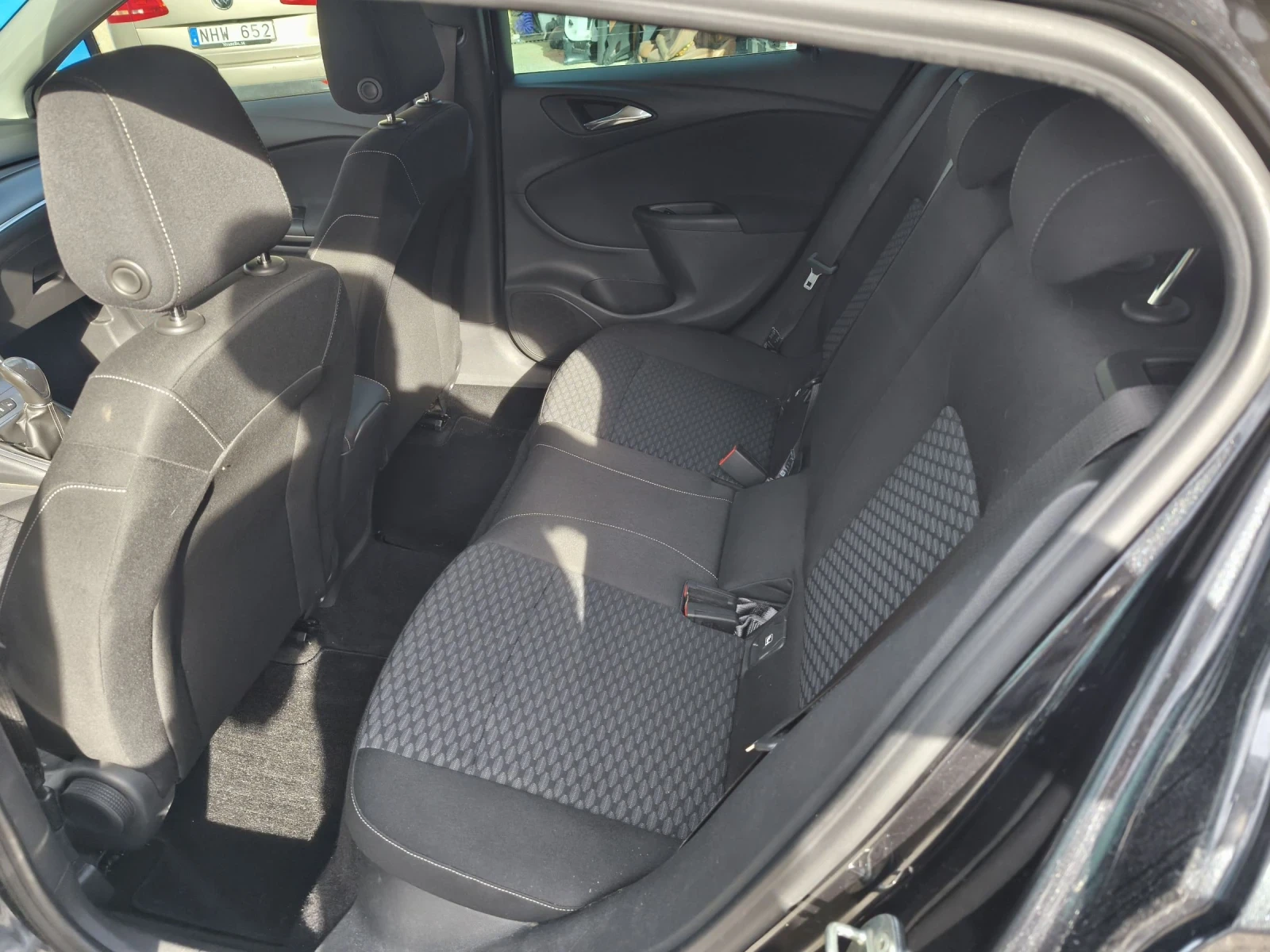 Opel Astra 1.6 CDTI - изображение 6