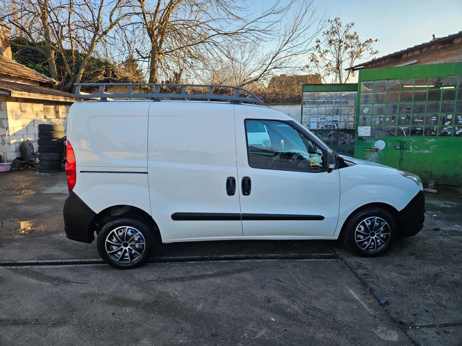 Opel Combo 1.3CDTI КЛИМА - изображение 4