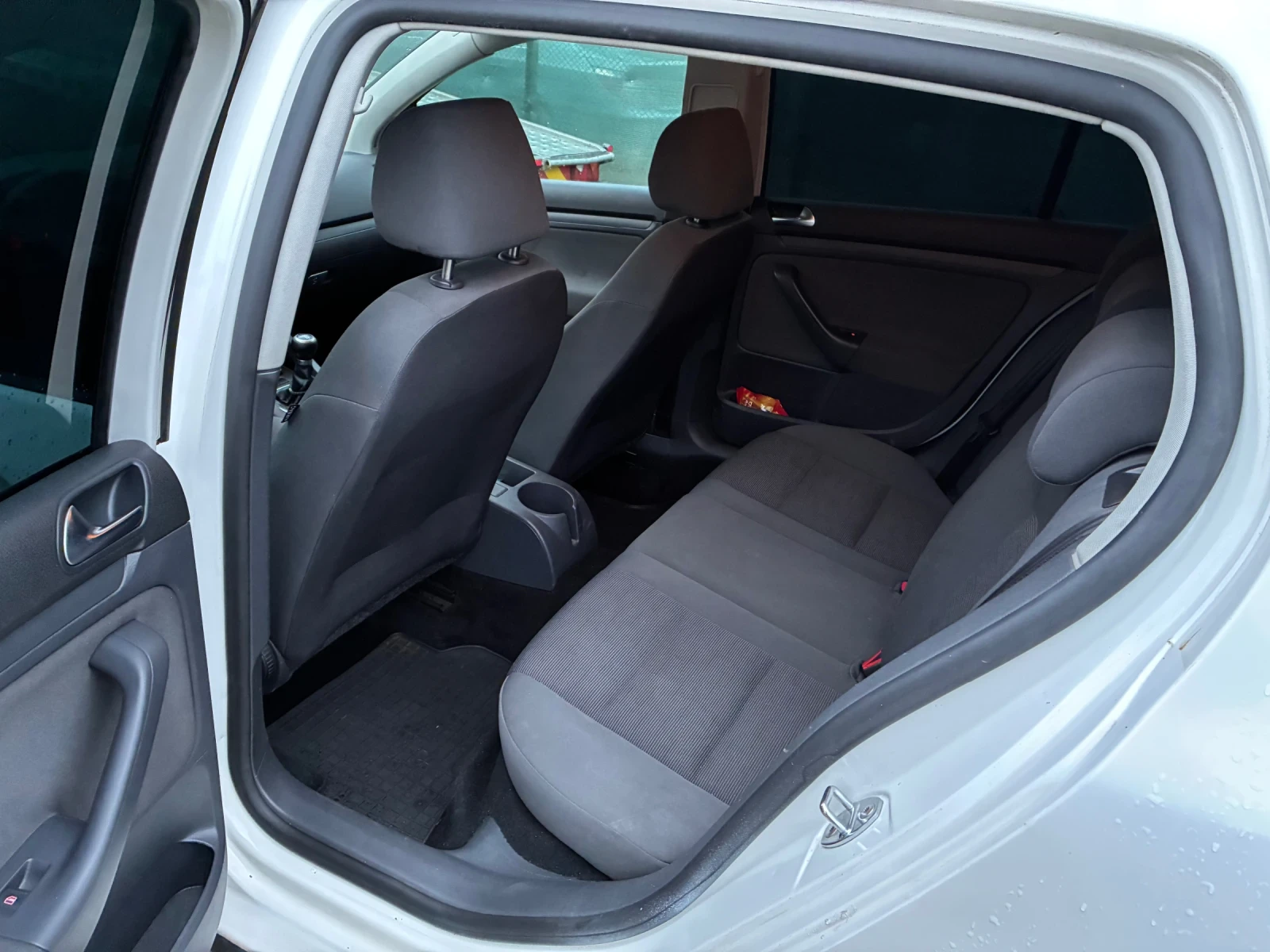 VW Golf 5  4x4 2.0TDi BMM 140�.�. | Mobile.bg � ����������� 10