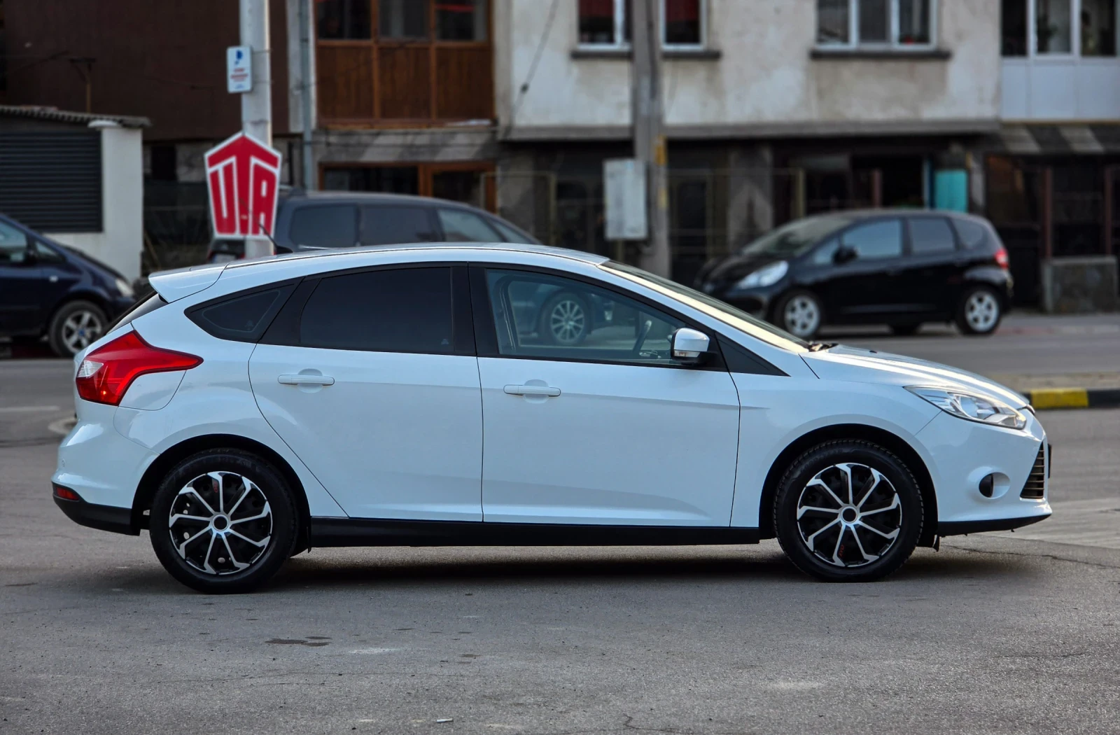 Ford Focus 1.6TDCI 116hp * Facelift * , снимка 7 - Автомобили и джипове - 53847319