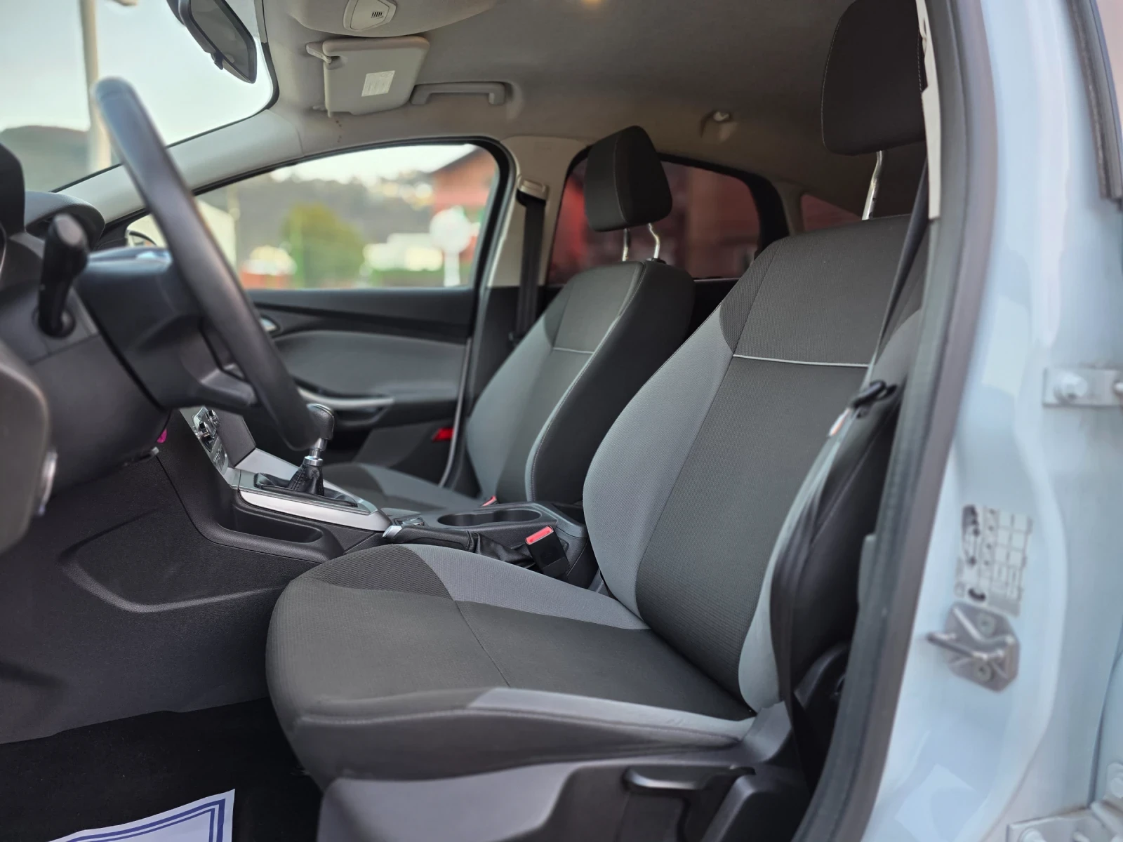 Ford Focus 1.6TDCI 116hp * Facelift * , снимка 10 - Автомобили и джипове - 53847319