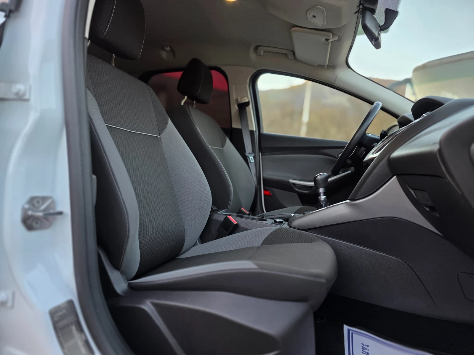 Ford Focus 1.6TDCI 116hp * Facelift * , снимка 14 - Автомобили и джипове - 53847319