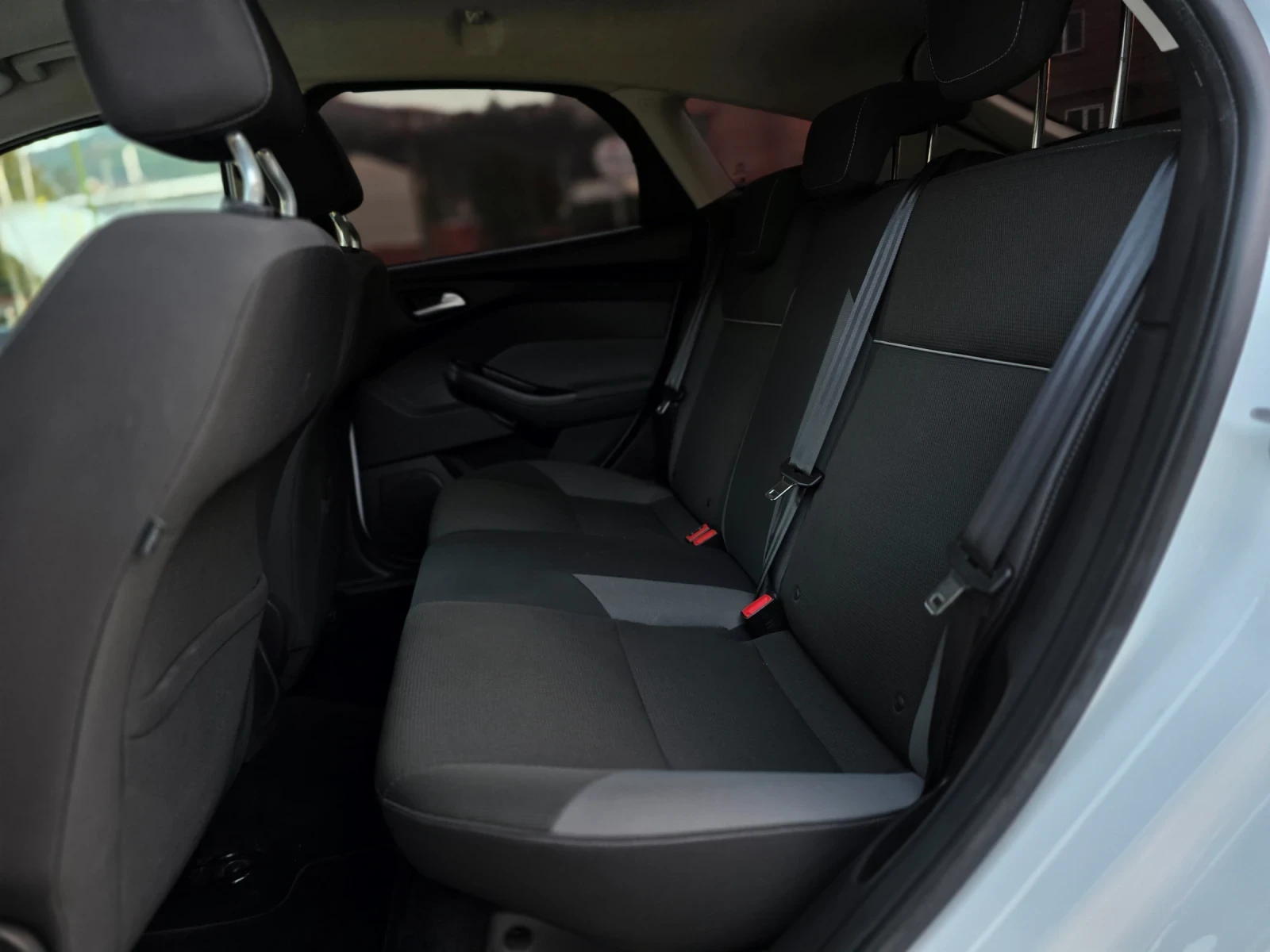 Ford Focus 1.6TDCI 116hp * Facelift * , снимка 12 - Автомобили и джипове - 53847319