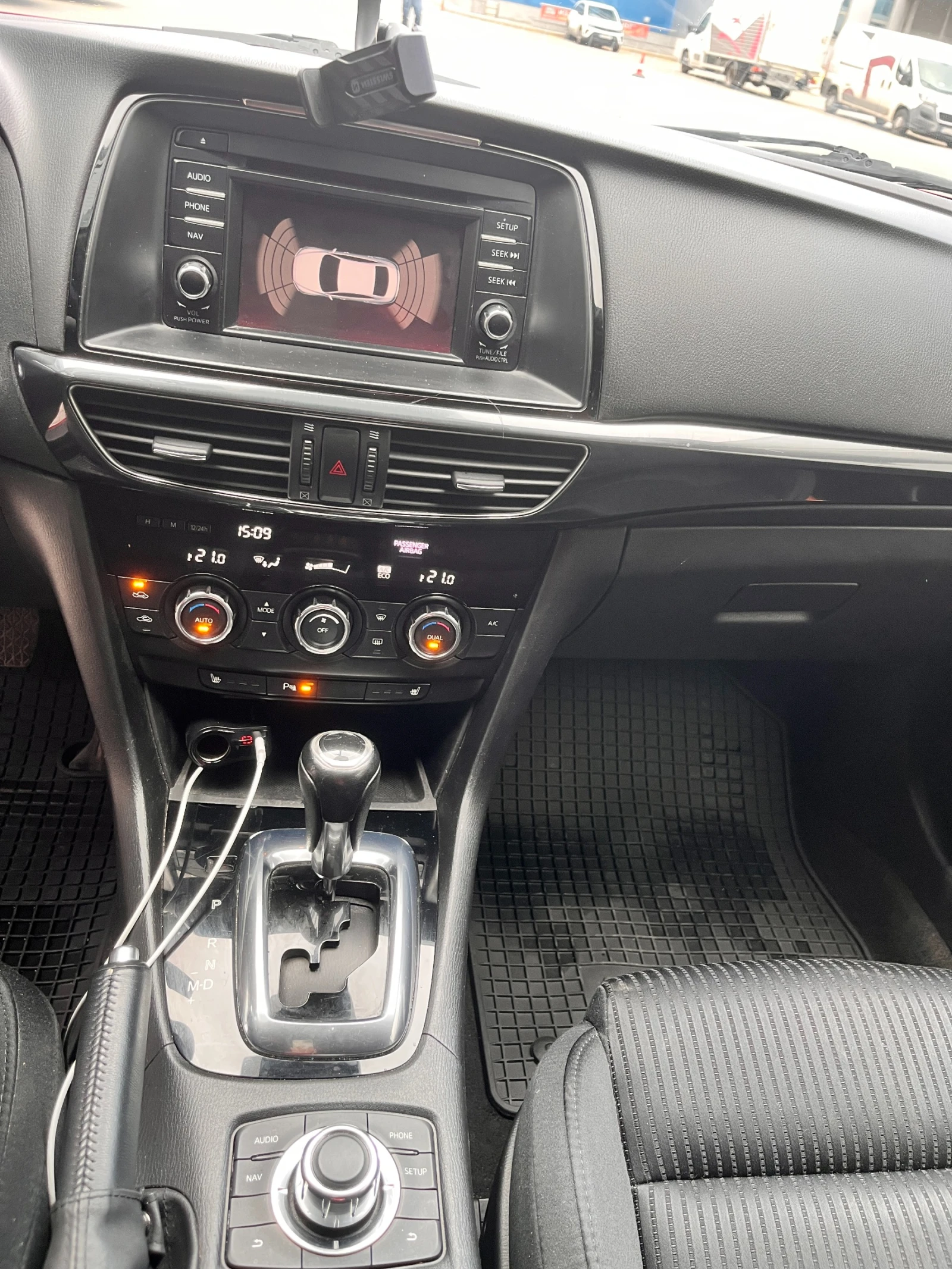 Mazda 6, снимка 13 - Автомобили и джипове - 54350650