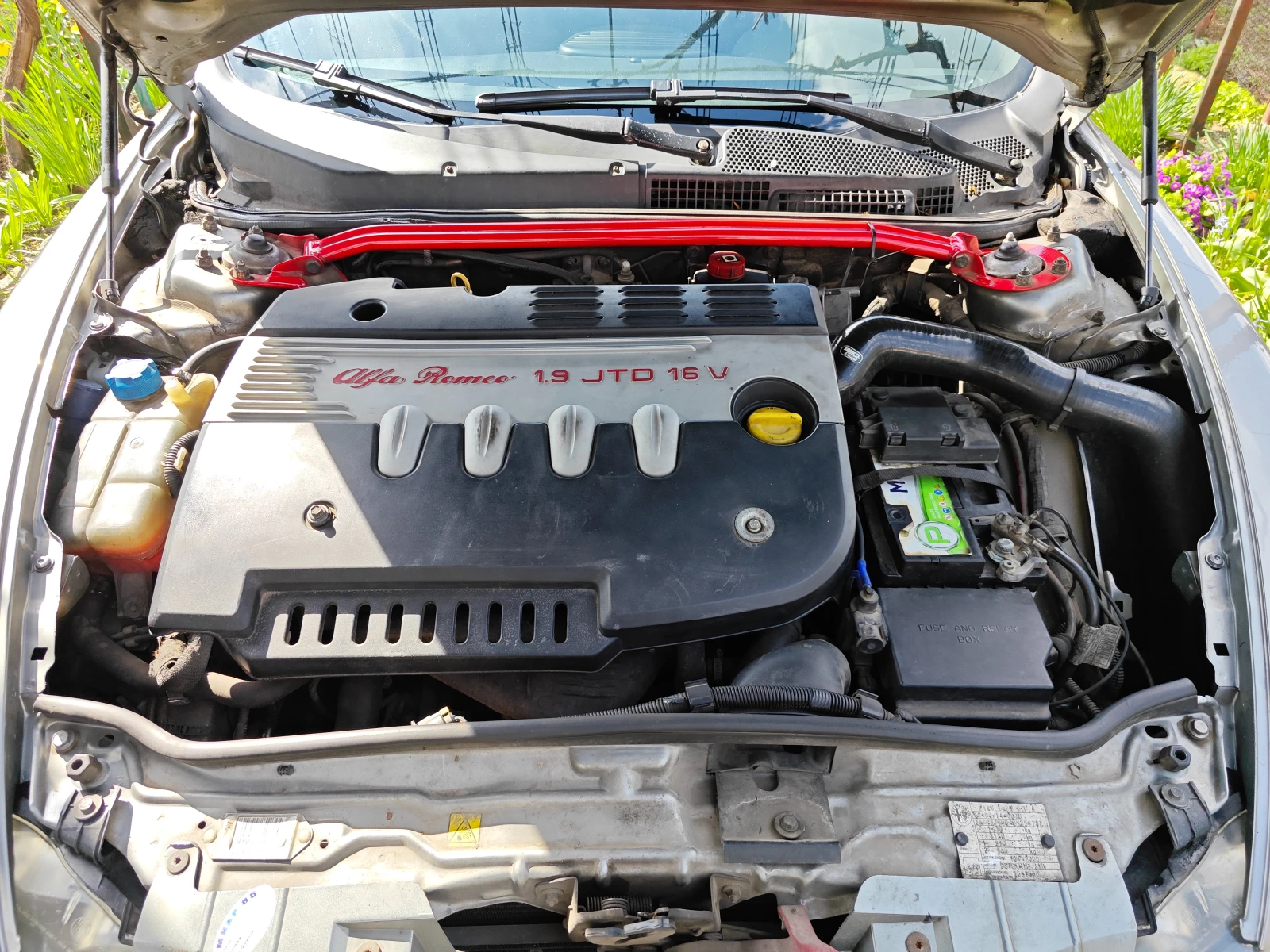 Alfa Romeo 147 Q2, снимка 5 - Автомобили и джипове - 54184016