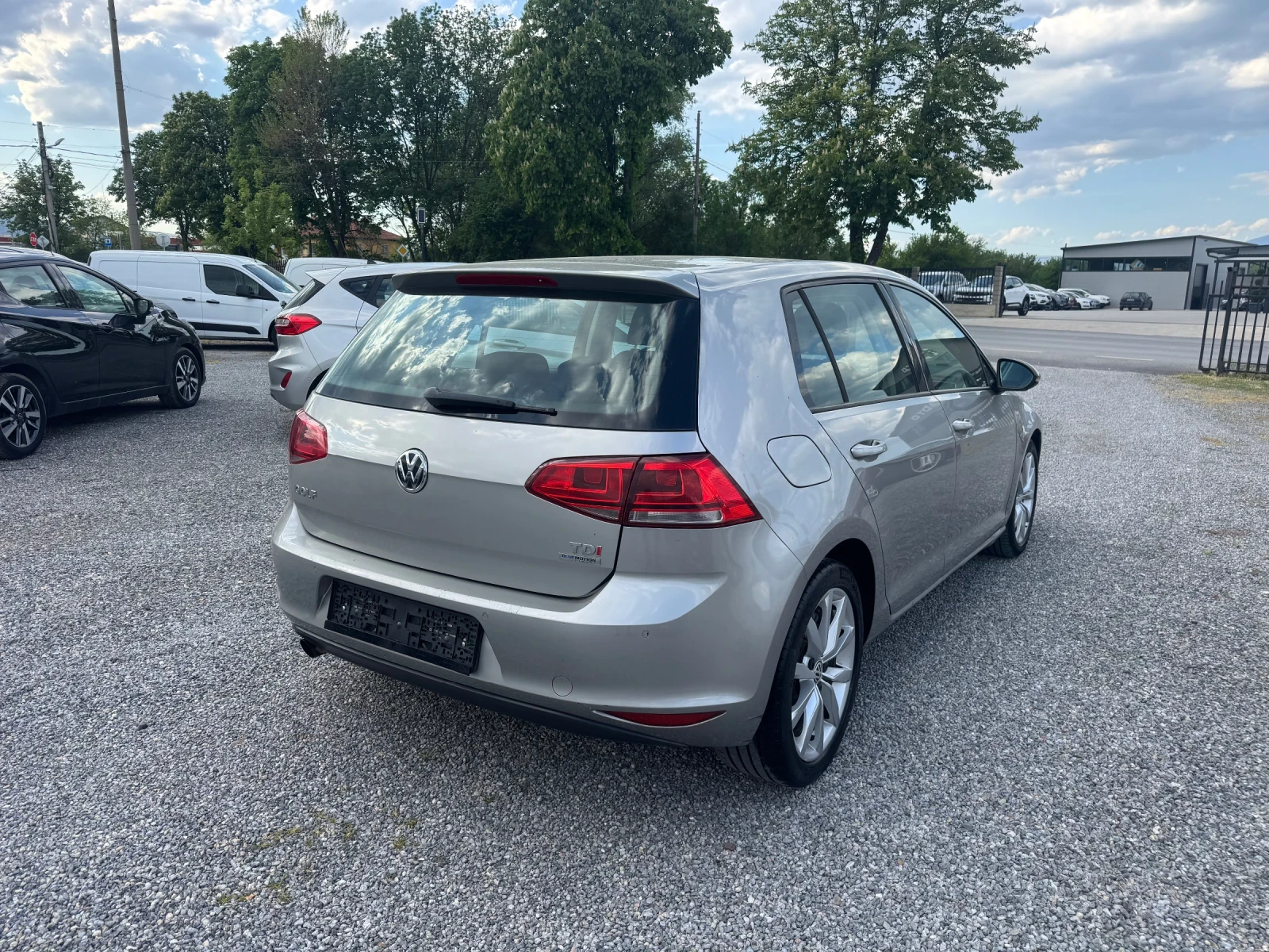VW Golf VII 1.6TDi Highline , снимка 6 - Автомобили и джипове - 54346043