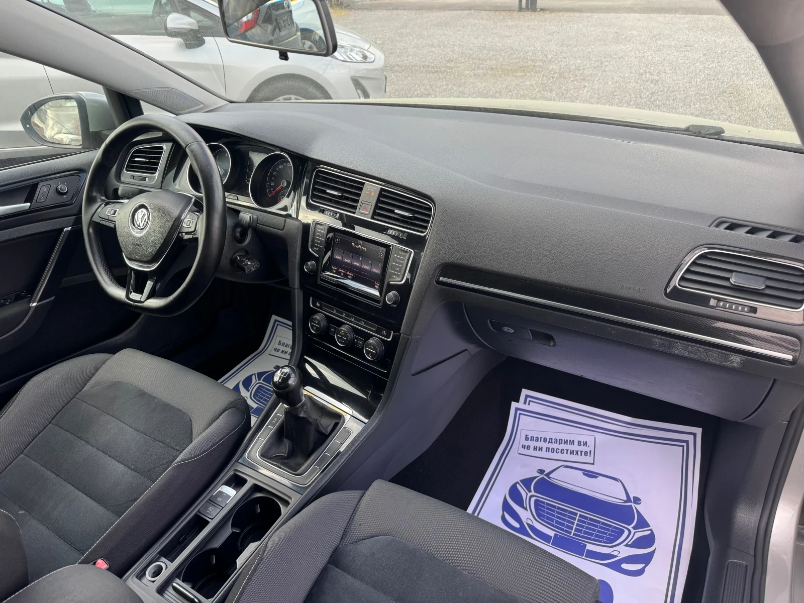 VW Golf VII 1.6TDi Highline , снимка 13 - Автомобили и джипове - 54346043