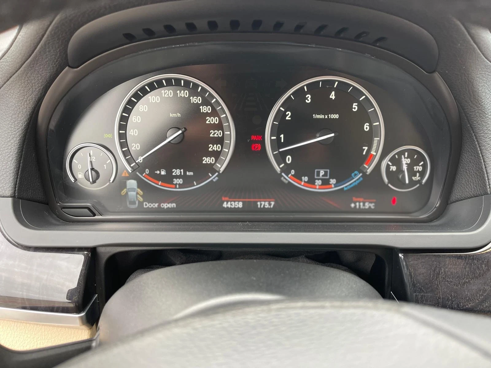 BMW 750 Active hybrit bi turbo, снимка 12 - Автомобили и джипове - 54517981