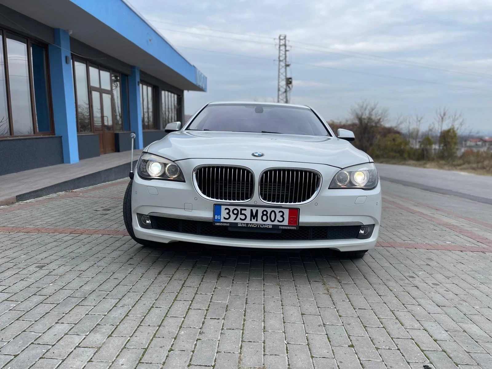 BMW 750 Active hybrit bi turbo