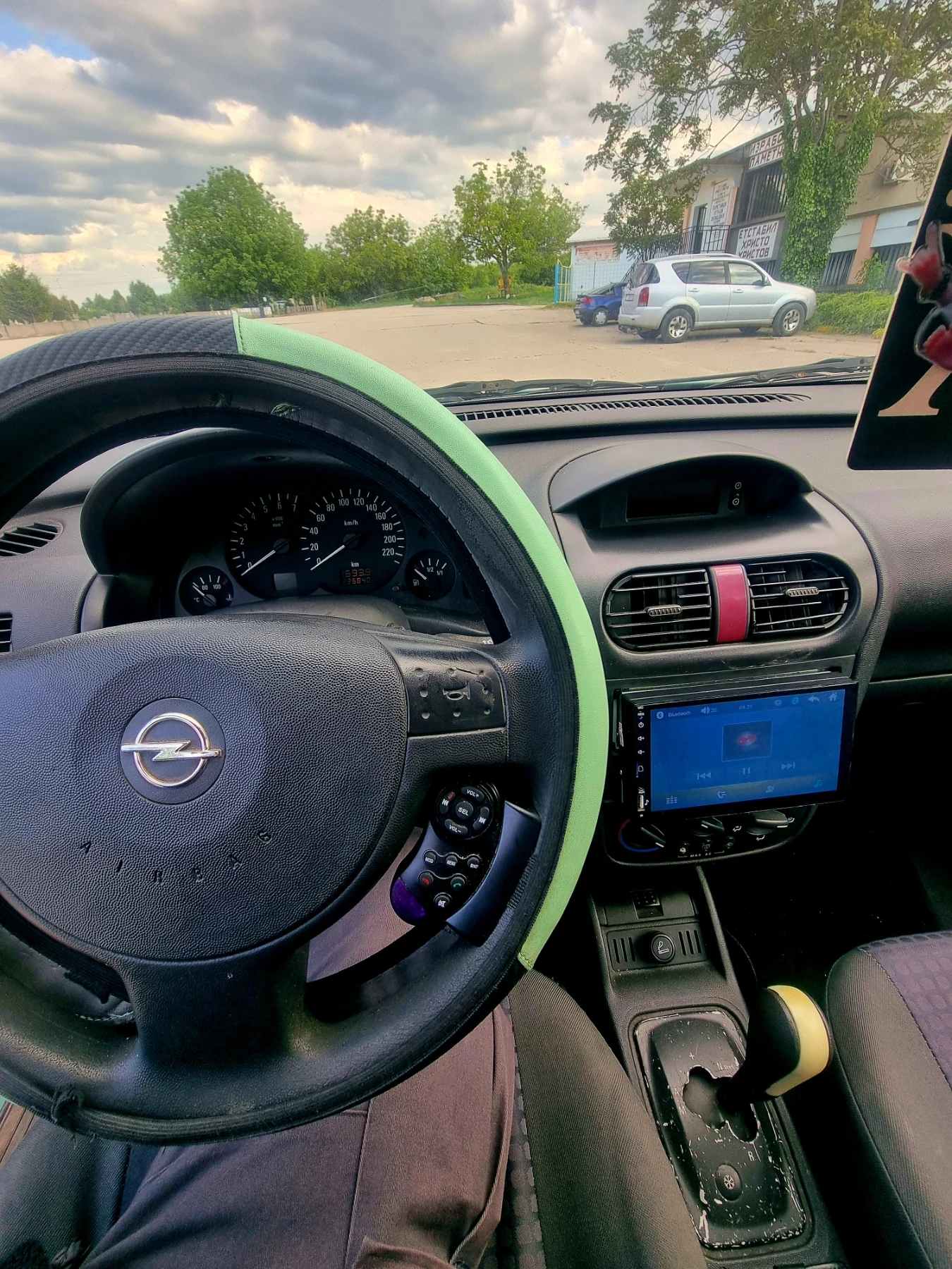Opel Corsa, снимка 5 - Автомобили и джипове - 54575087