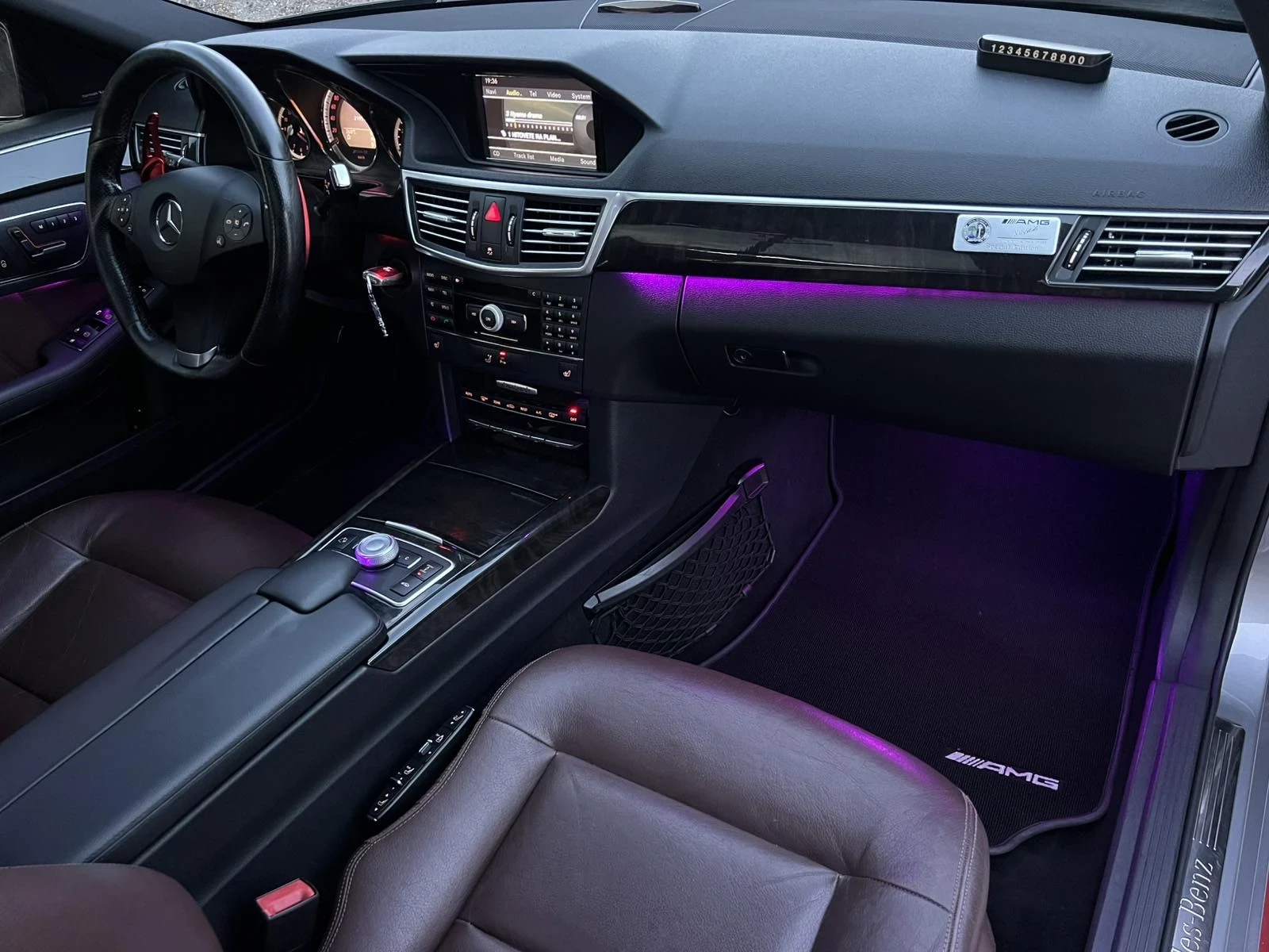 Mercedes-Benz E 350, снимка 11 - Автомобили и джипове - 54641050
