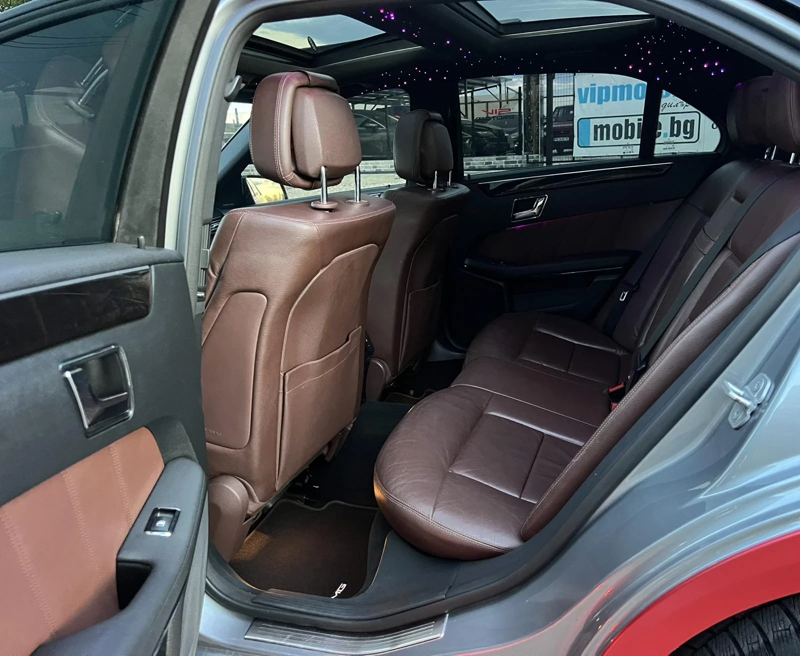 Mercedes-Benz E 350, снимка 16 - Автомобили и джипове - 54641050
