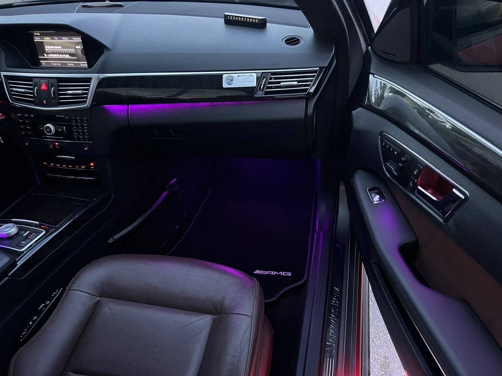 Mercedes-Benz E 350, снимка 10 - Автомобили и джипове - 54641050