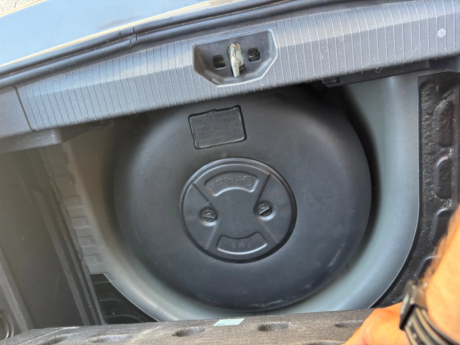 Opel Corsa 1.2 Бензин + заводска газова уредба, снимка 10 - Автомобили и джипове - 54825755