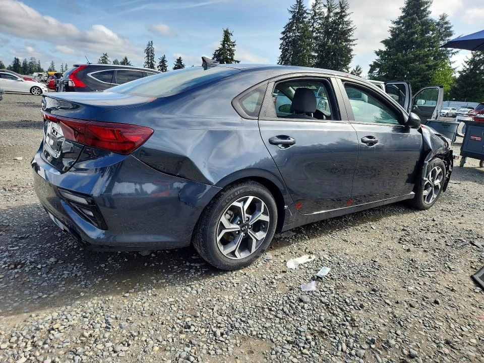 Kia Forte 2.0L 4 FRONT WHEEL DRIVE | Mobile.bg � ����������� 4