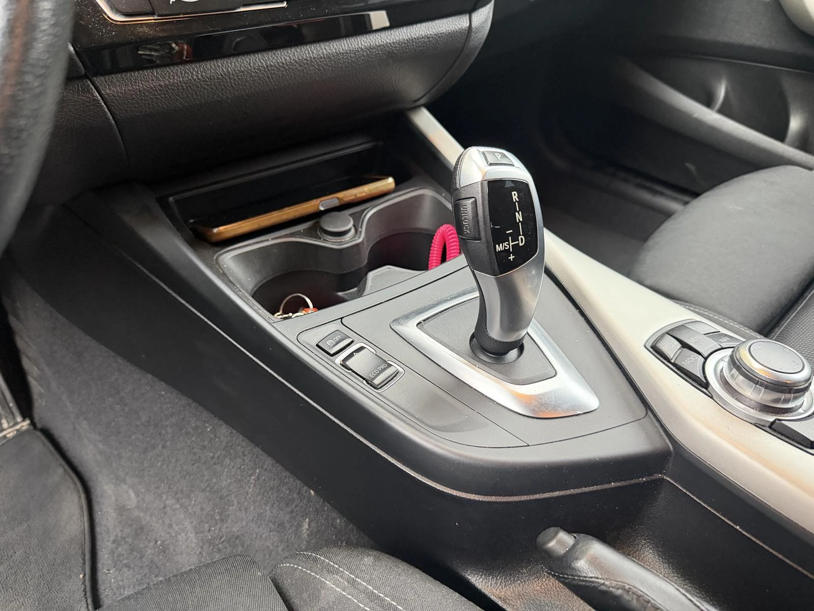 BMW 120 4x4 Автоматик Бензин, снимка 3 - Автомобили и джипове - 55451240
