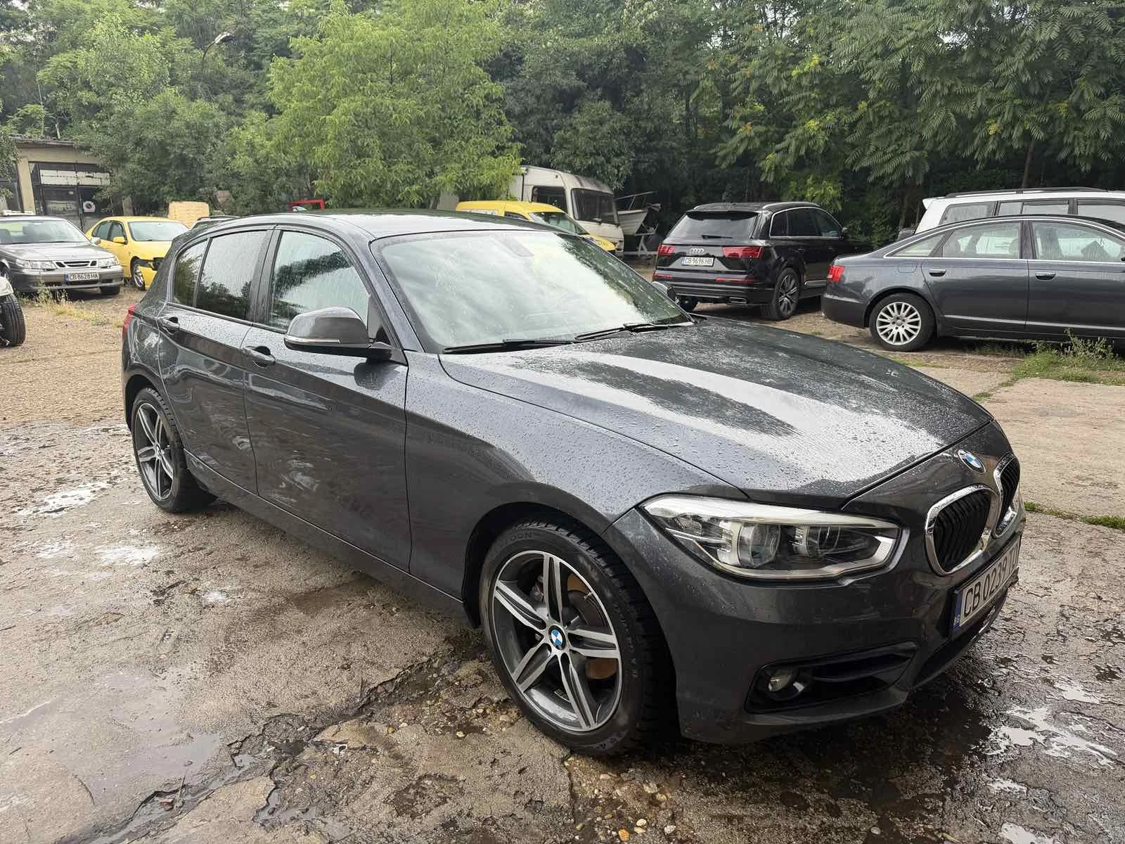 BMW 120 4x4 Автоматик Бензин, снимка 7 - Автомобили и джипове - 55451240