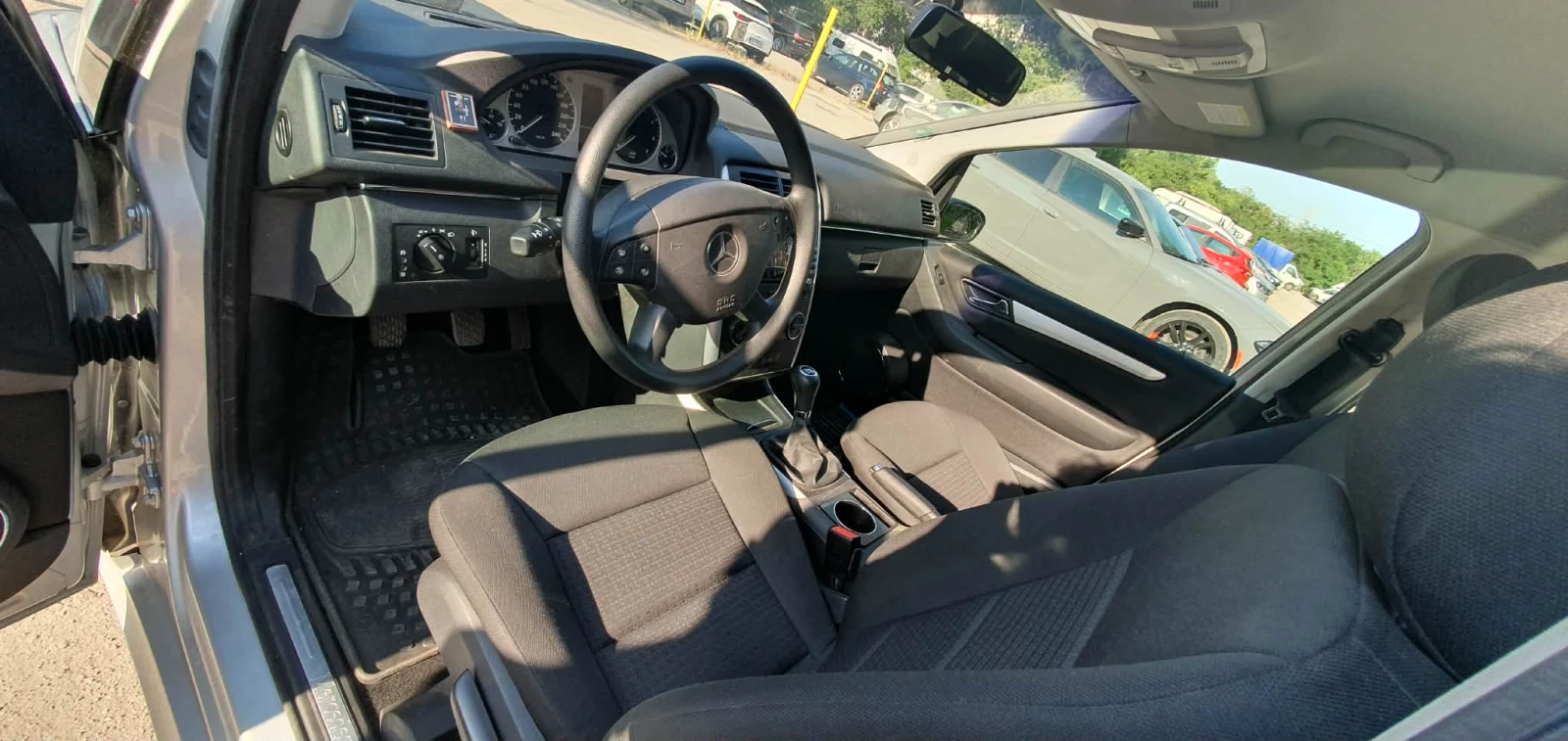 Mercedes-Benz B 150, снимка 2 - Автомобили и джипове - 56275261